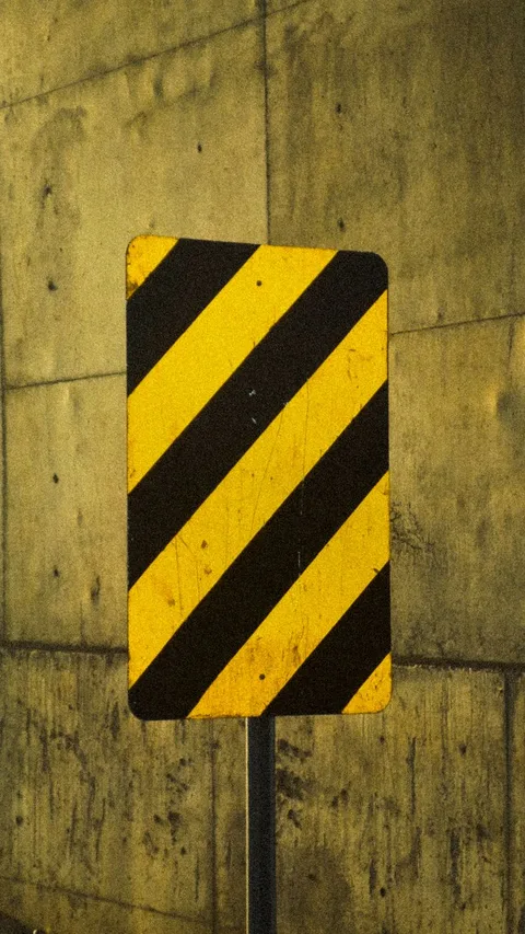 Red hazard warning pattern stripe